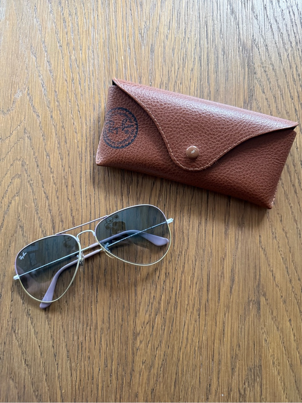 Ray-Ban Aviator RB3025 Sunglasses with White Frame and purple accents vintage